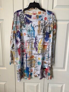 # Jess & Jane Multicolor Cityscape Print Lightweight Tunic 1X